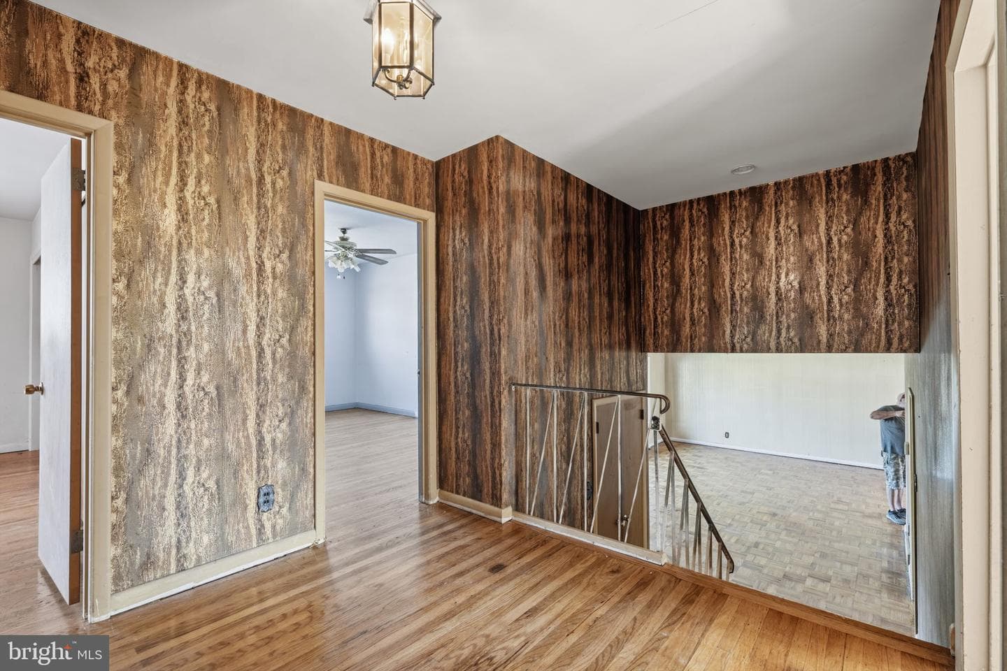 9219 Burbank Road photo 11