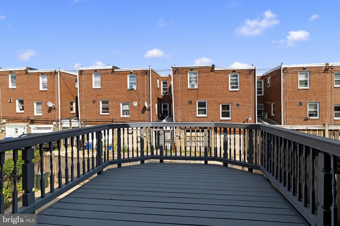 1606 E Washington Lane photo 41