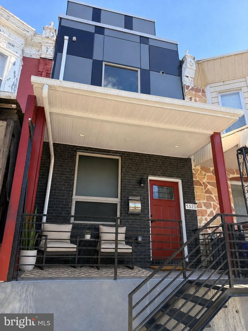 5520 Walton Avenue, Philadelphia