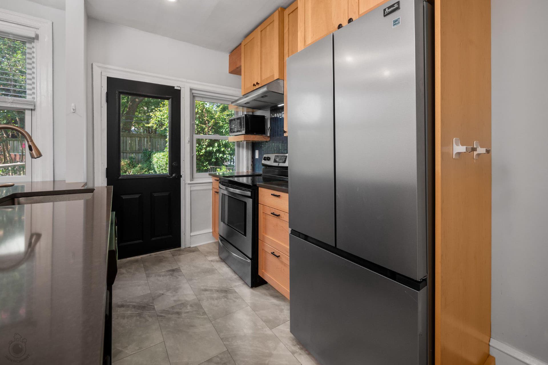 7226 Devon Street photo 10