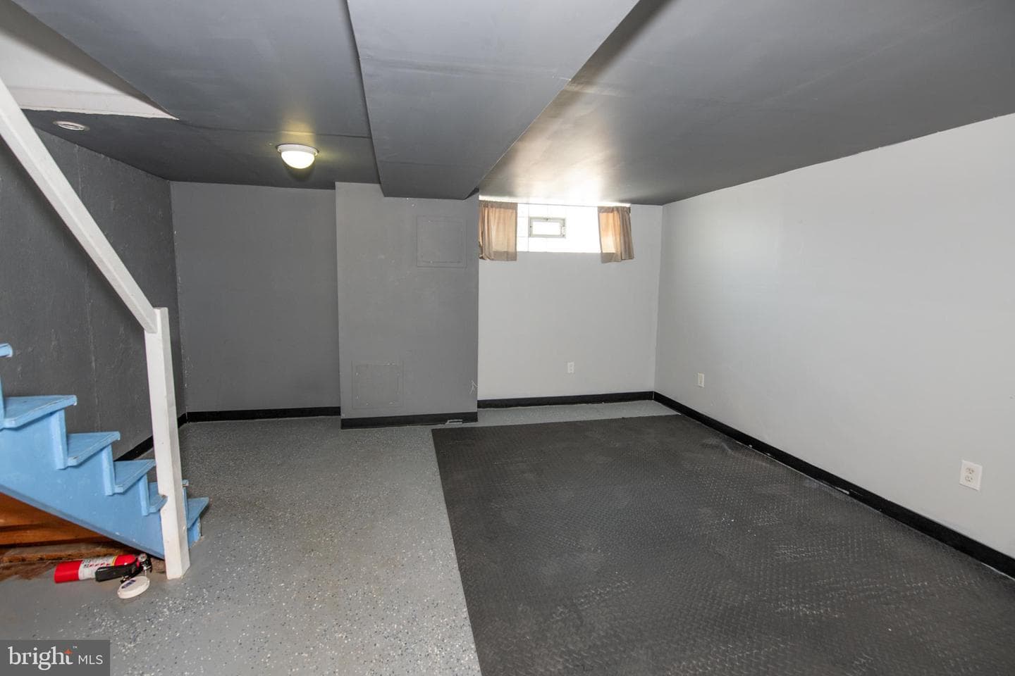 8138 Terry Street photo 21