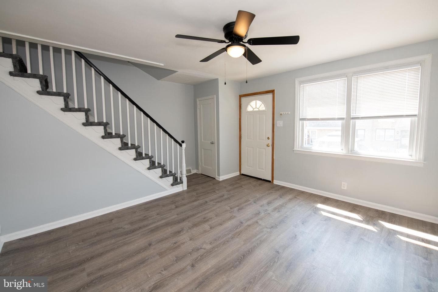 8138 Terry Street photo 7