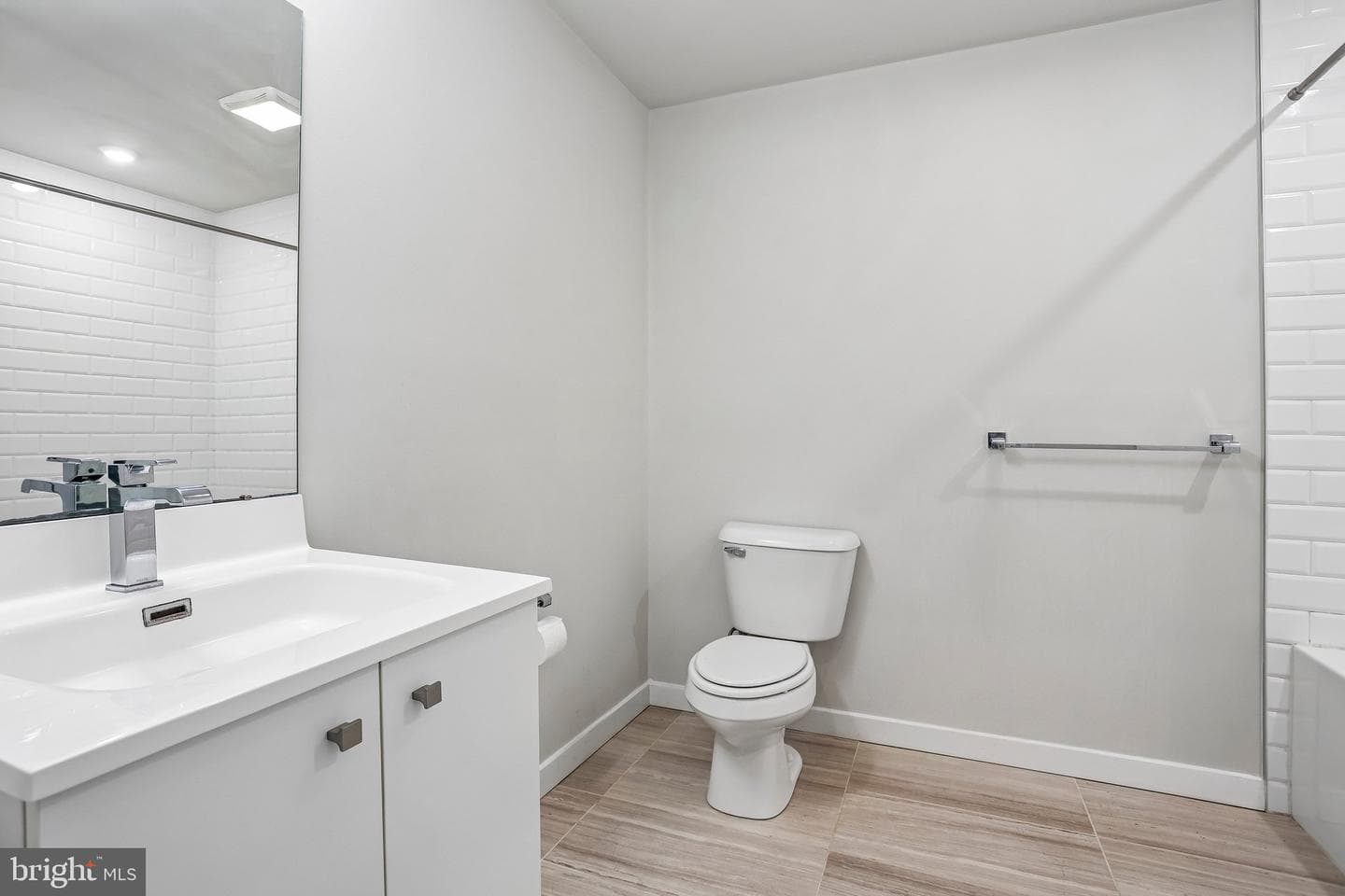 4217 Chestnut Street #205 photo 20