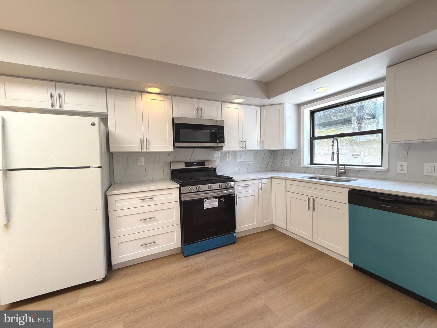 232 Reed Street photo 5
