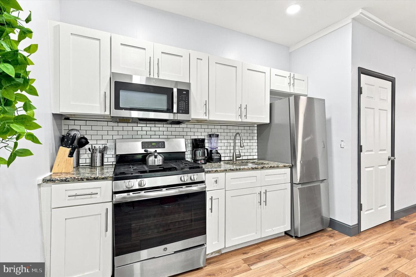 2109 N Franklin Street photo 11