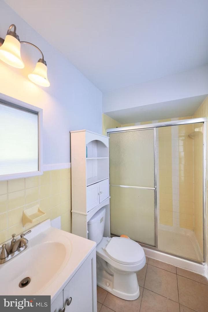 2156 Conwell Avenue photo 36