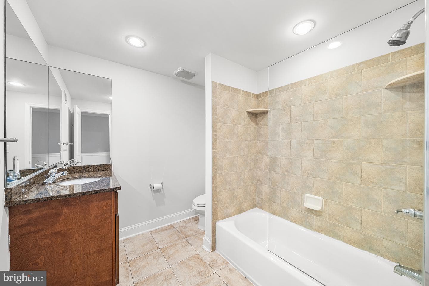 2521 Federal Street photo 16