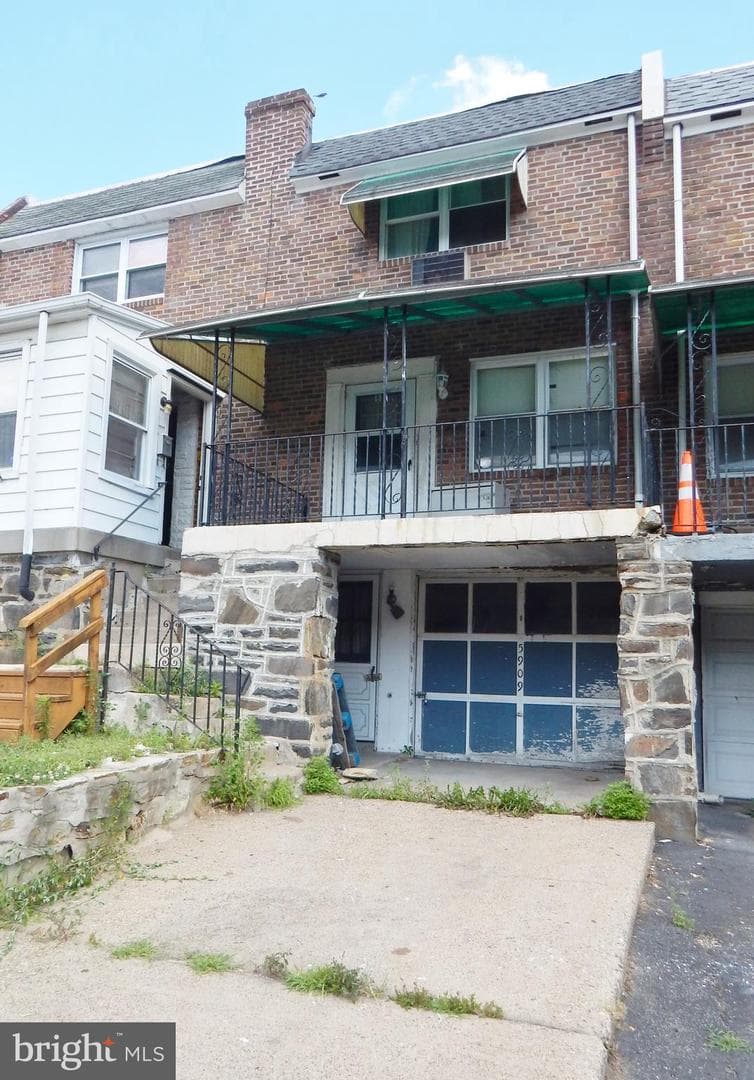 5909 Newtown Avenue photo 3