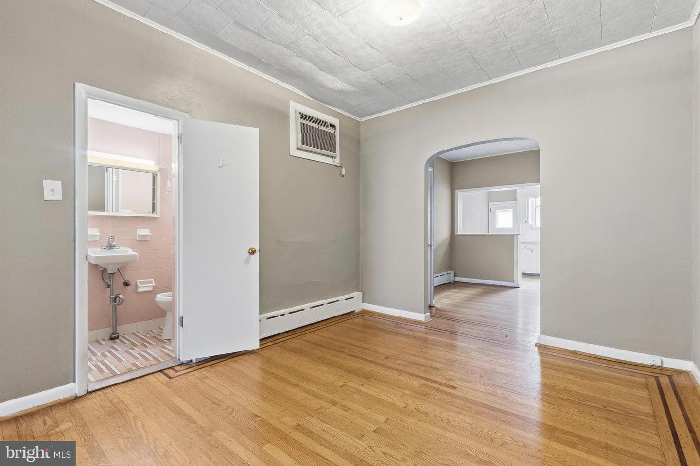 1931 S 11th Street photo 8