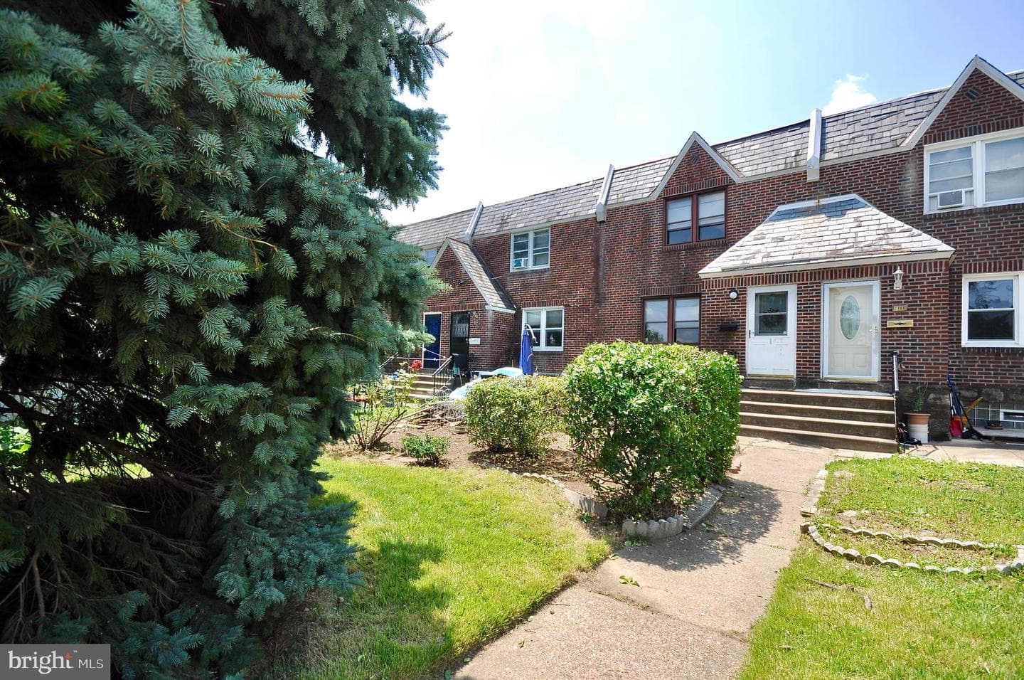 2150 Unruh Avenue, Philadelphia