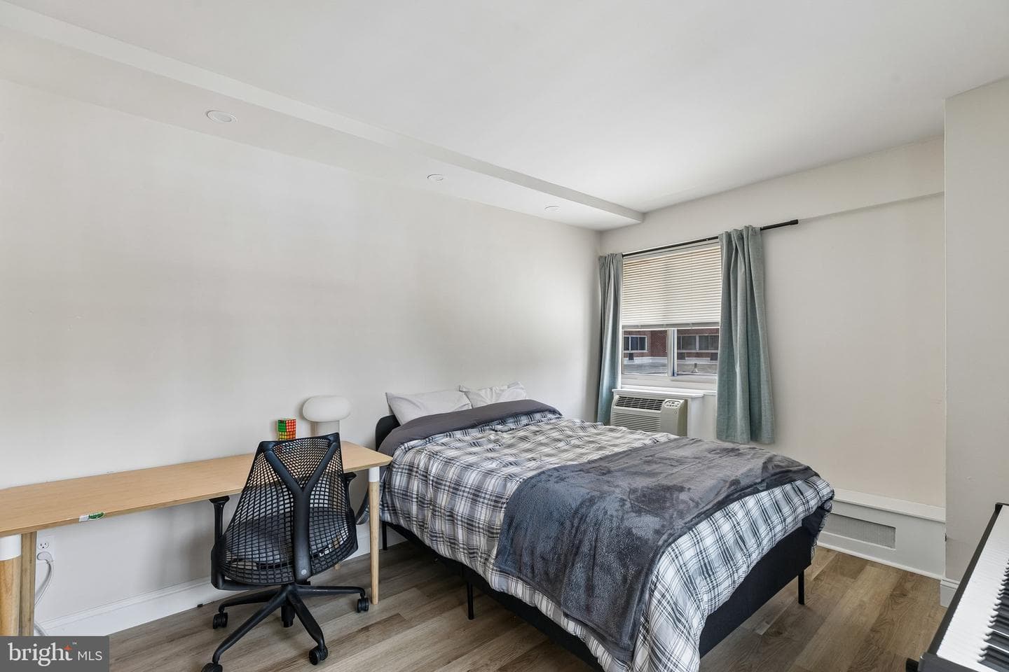 2101 Chestnut Street #303 photo 10