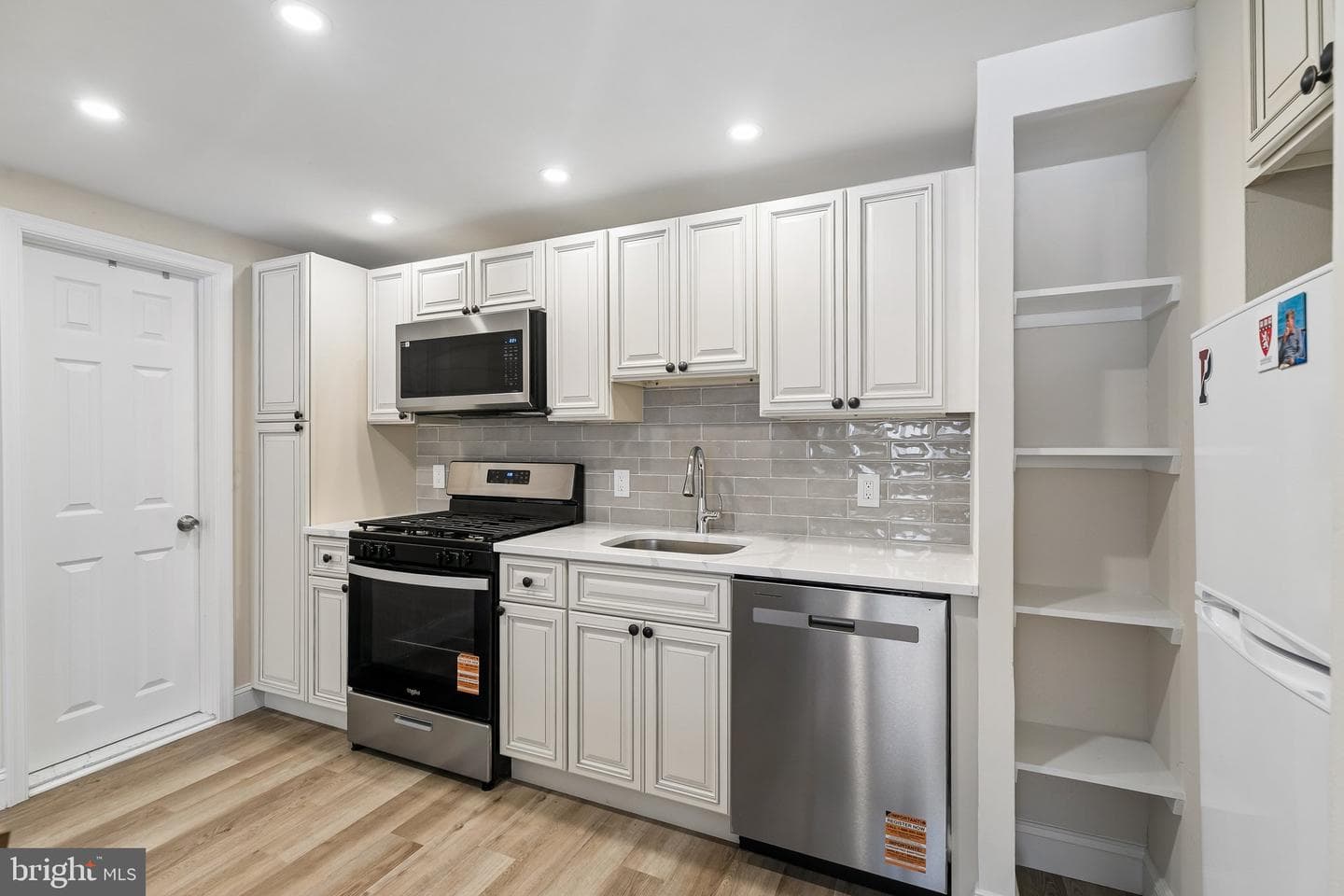 2101 Chestnut Street #303 photo 7