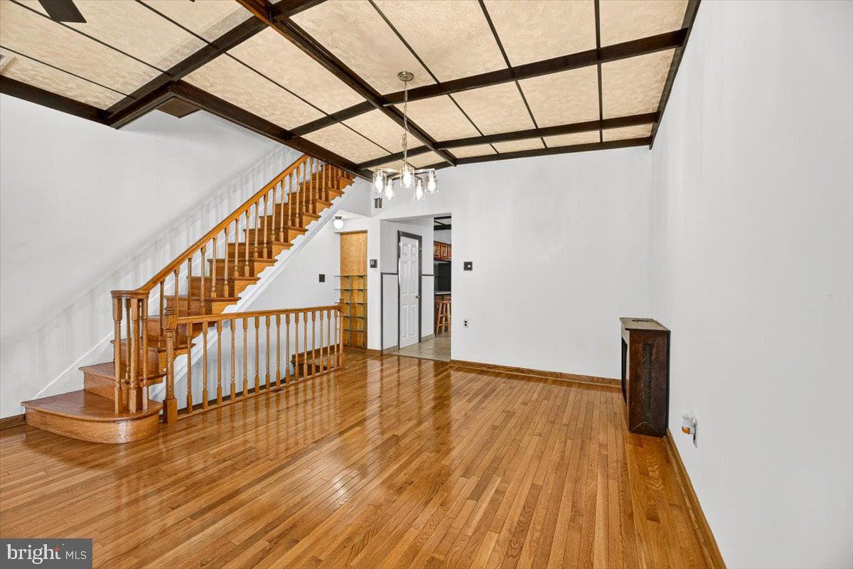 1118 Wolf Street photo 9
