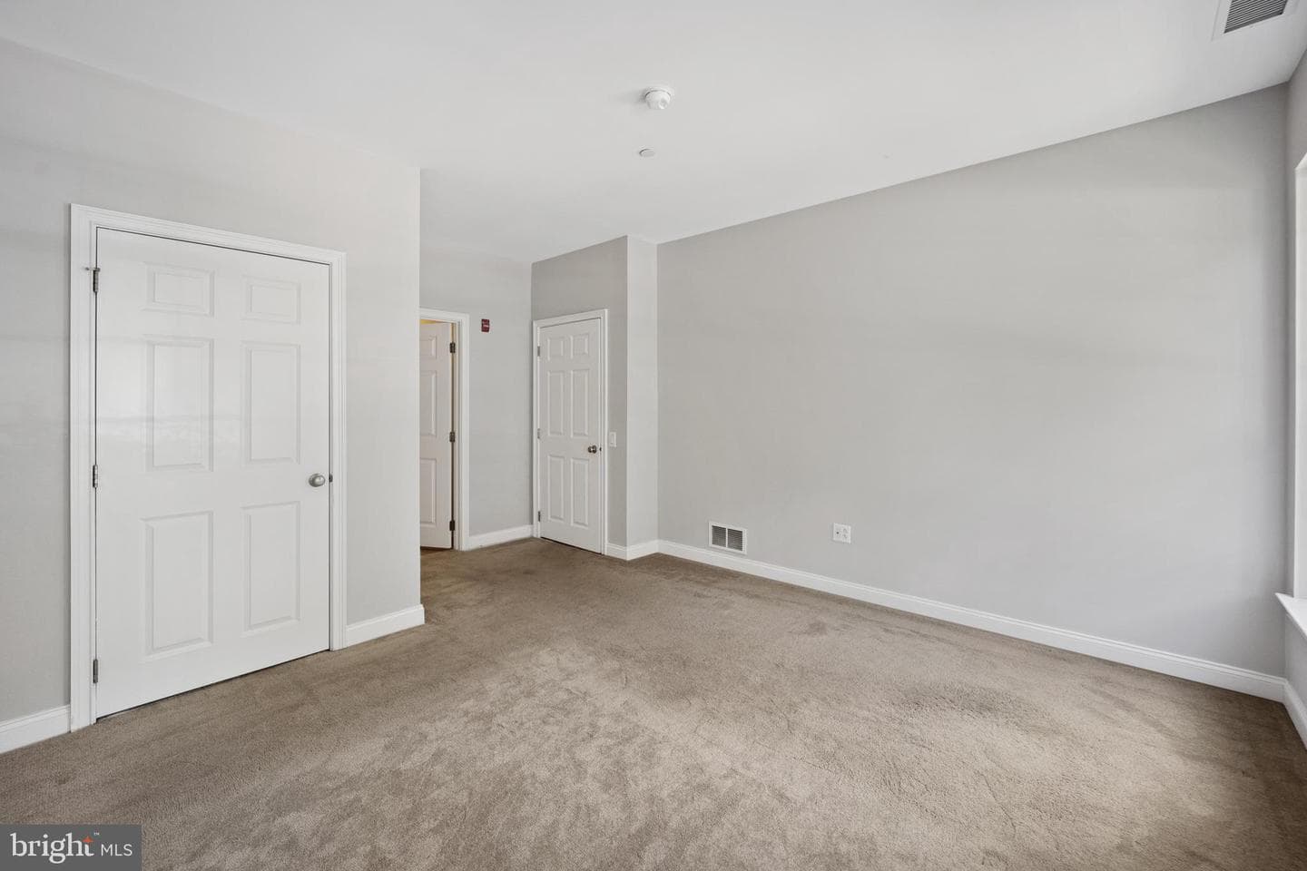 500 Admirals Way #106 photo 13