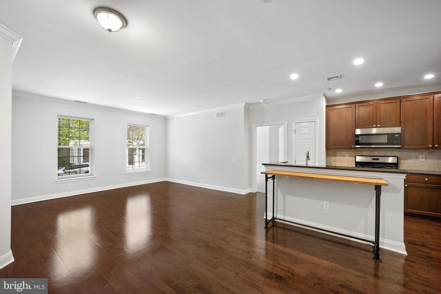 500 Admirals Way #106, Philadelphia