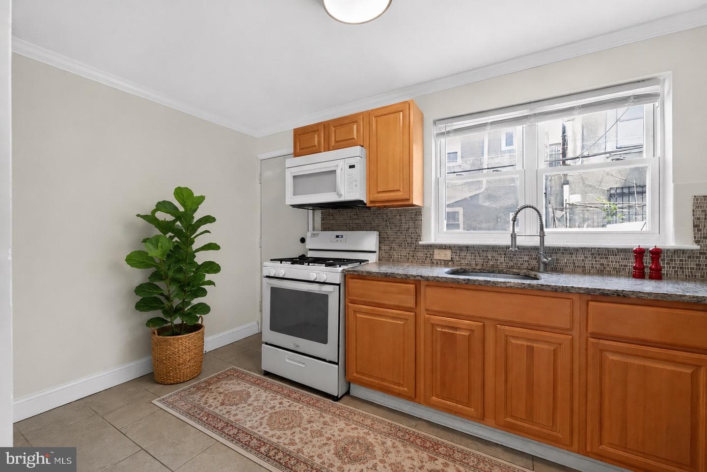 2043 S Darien Street photo 17