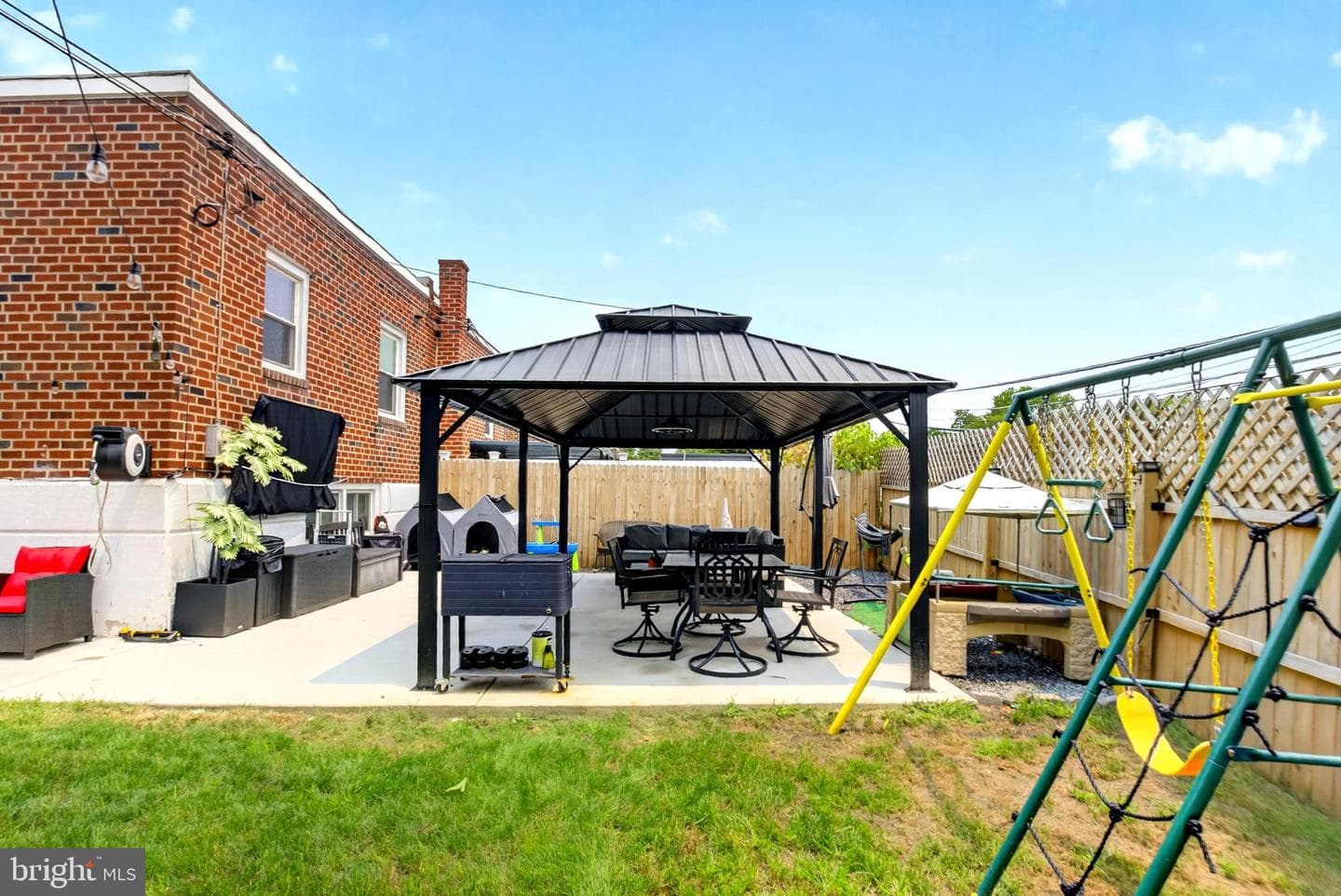 2908 Walnut Hill Street photo 35