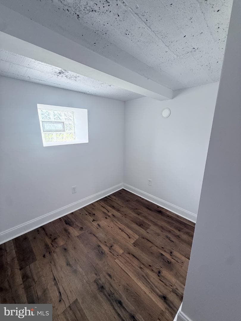 6711 Cornelius Street photo 16