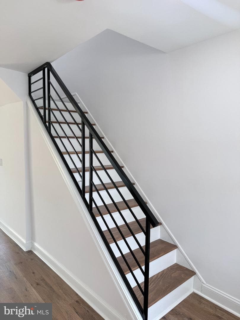 6711 Cornelius Street photo 24