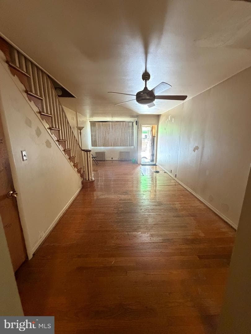 923 Hoffman Street photo 3