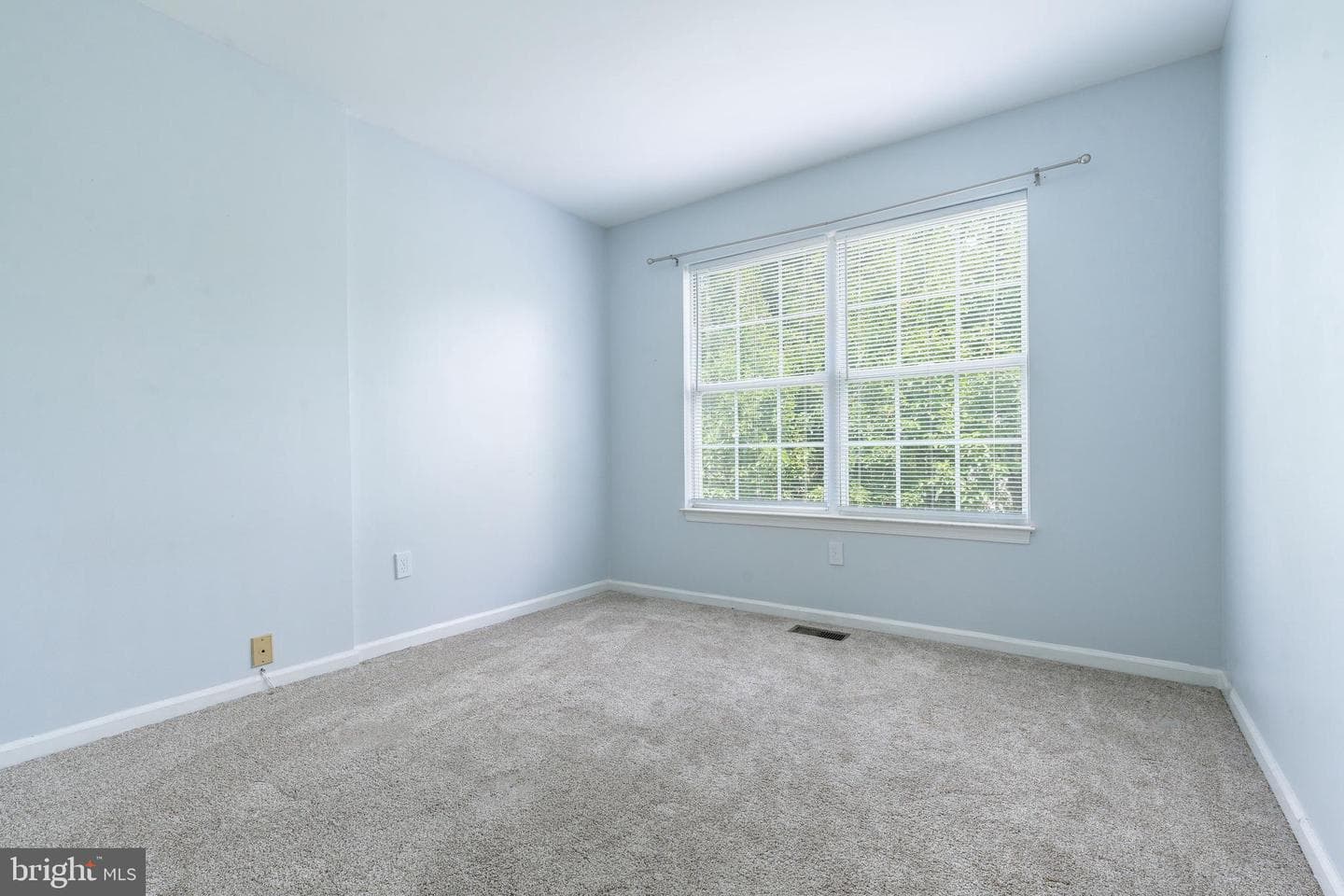 307 Thyme Lane photo 18