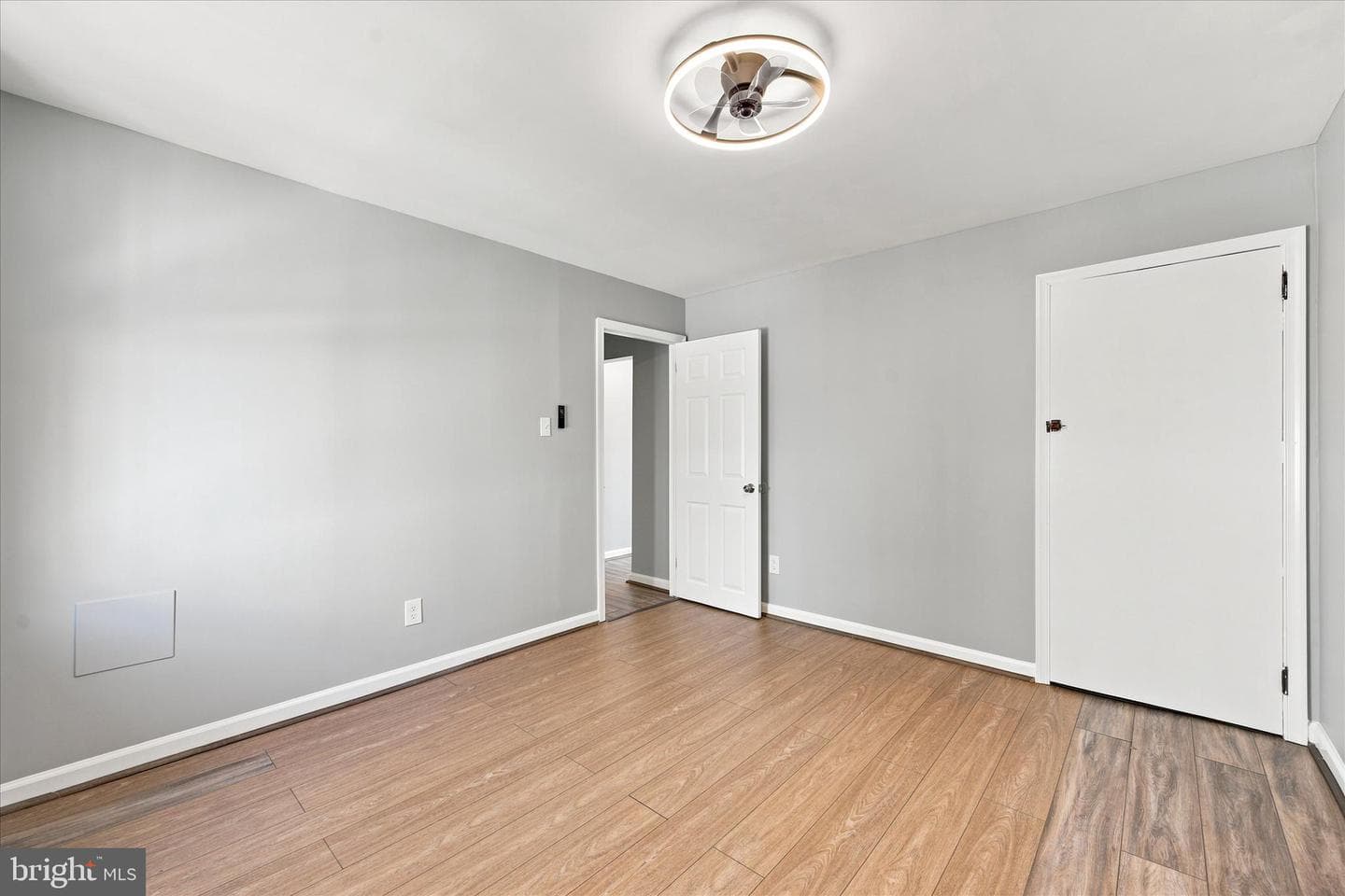 2645 Webb Street photo 30
