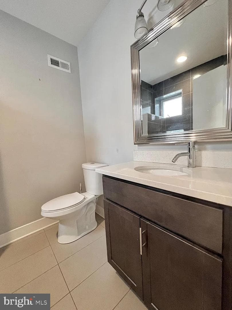 1324 N Newkirk Street photo 18