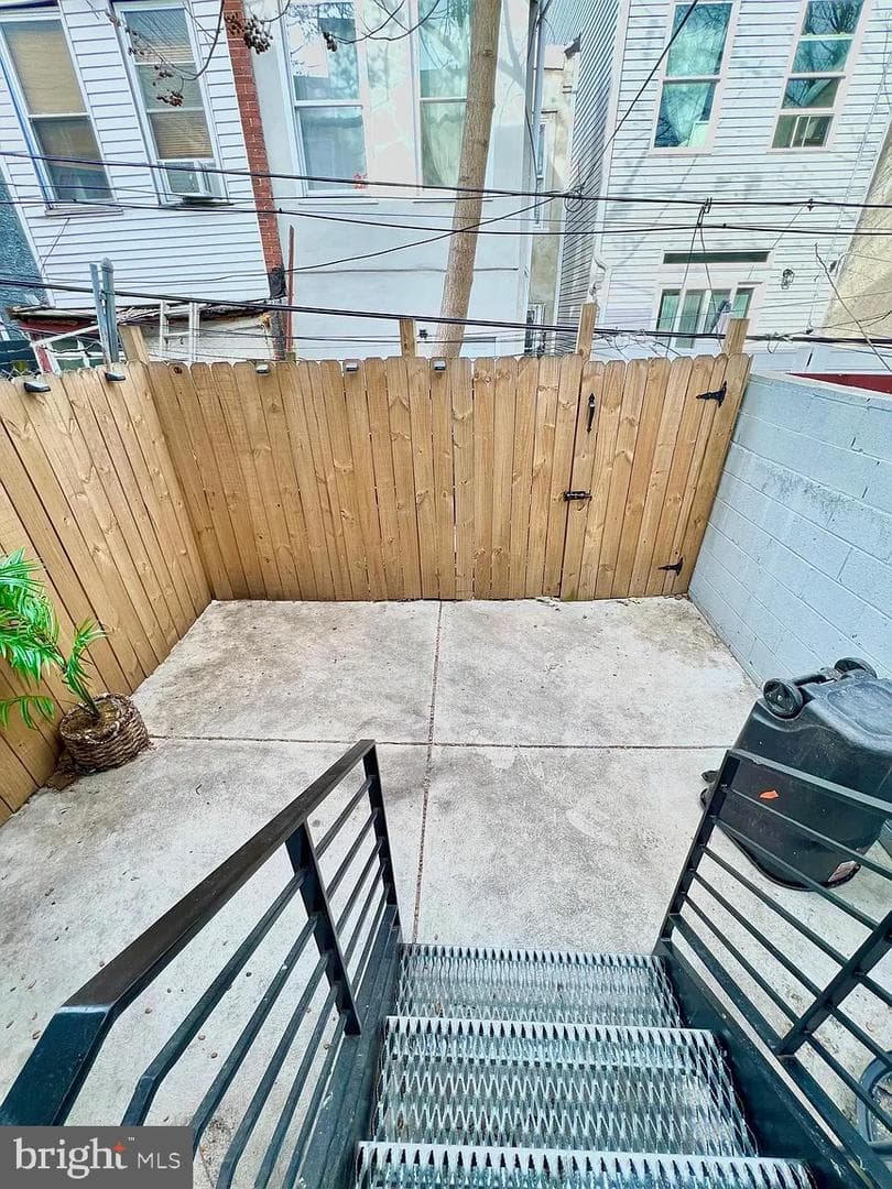 1324 N Newkirk Street photo 26