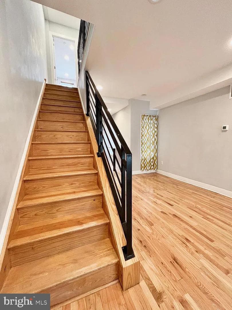 1324 N Newkirk Street photo 4