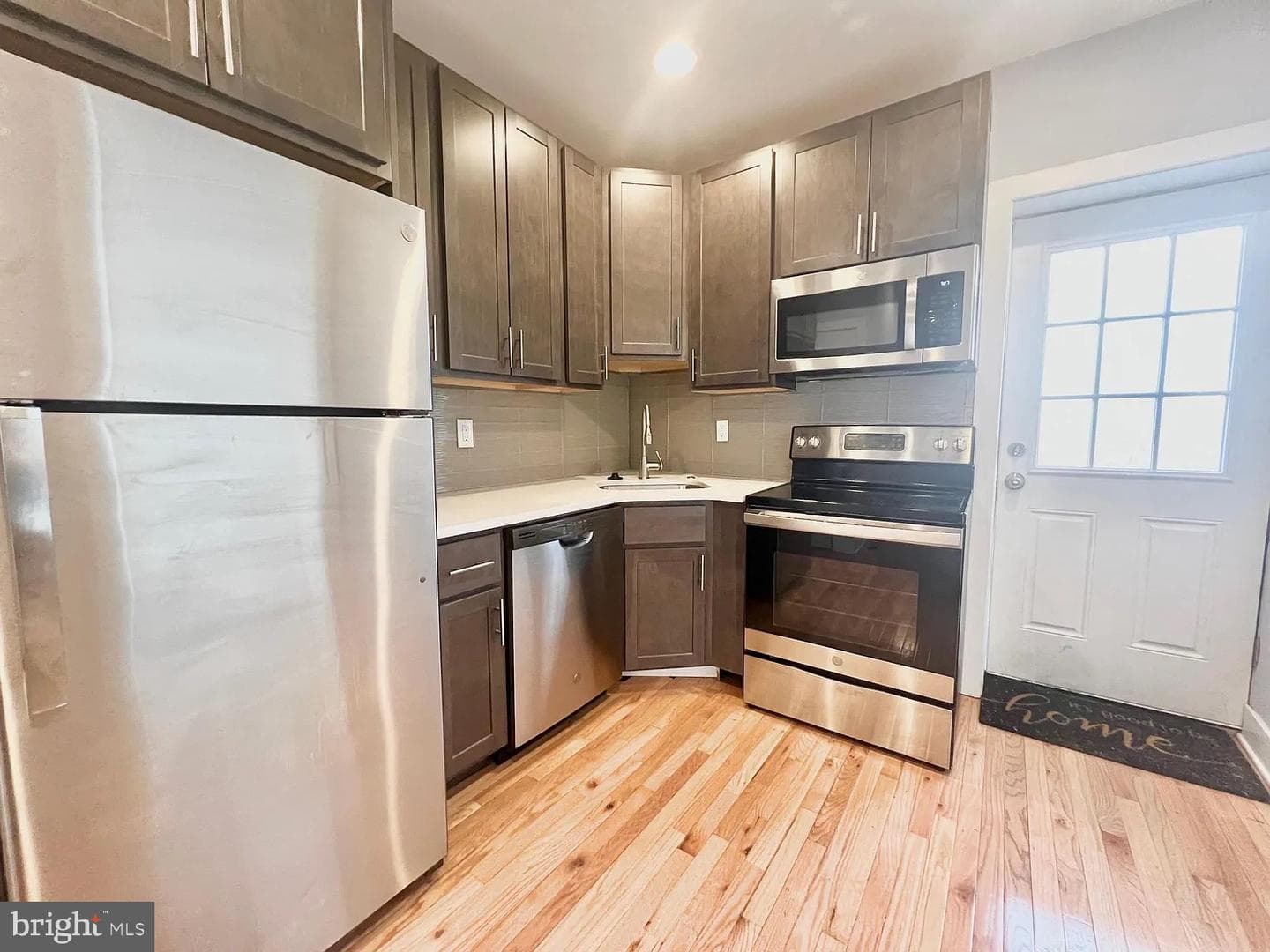 1324 N Newkirk Street photo 6
