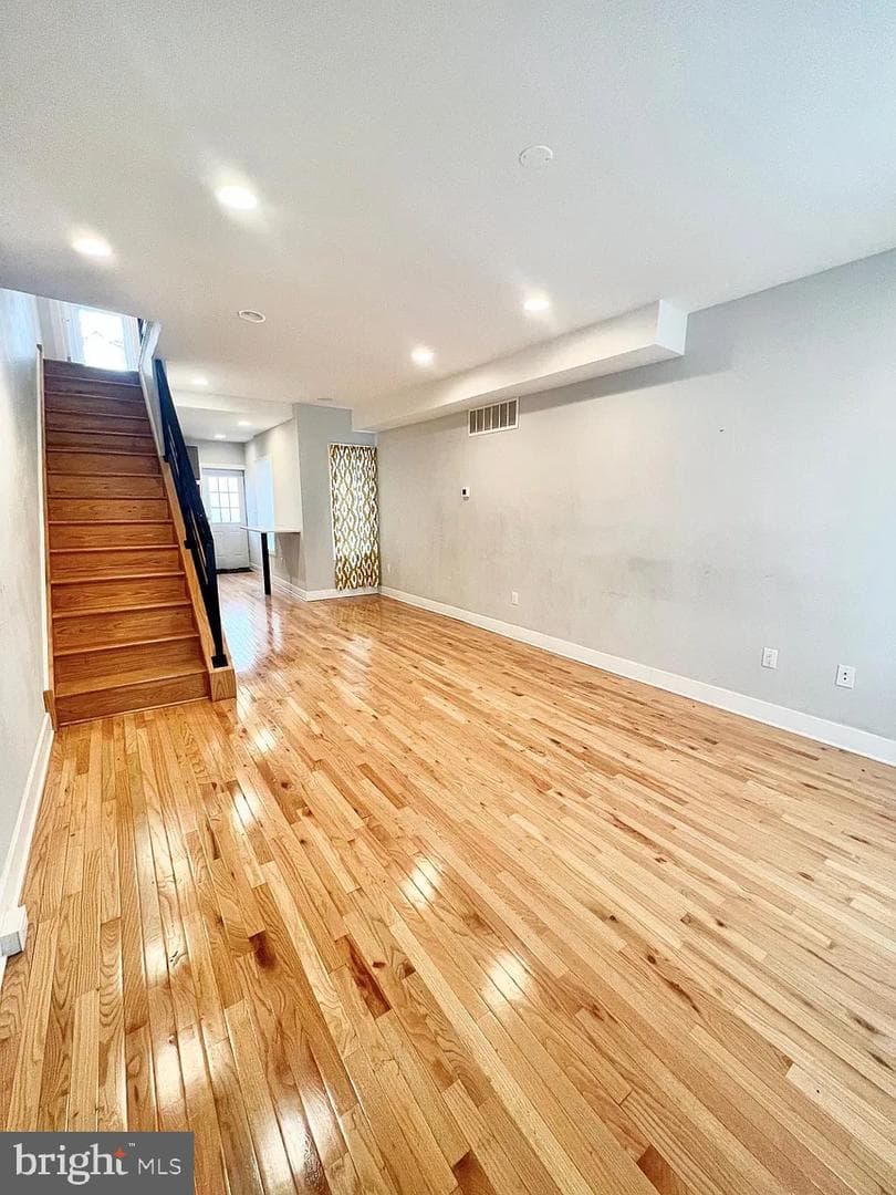 1324 N Newkirk Street photo 9