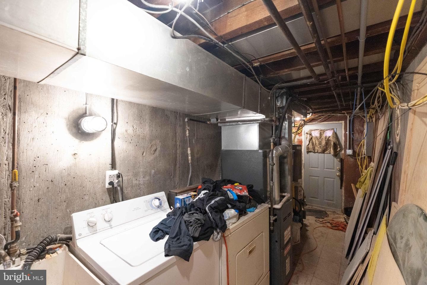 1831 Farrington Road photo 23