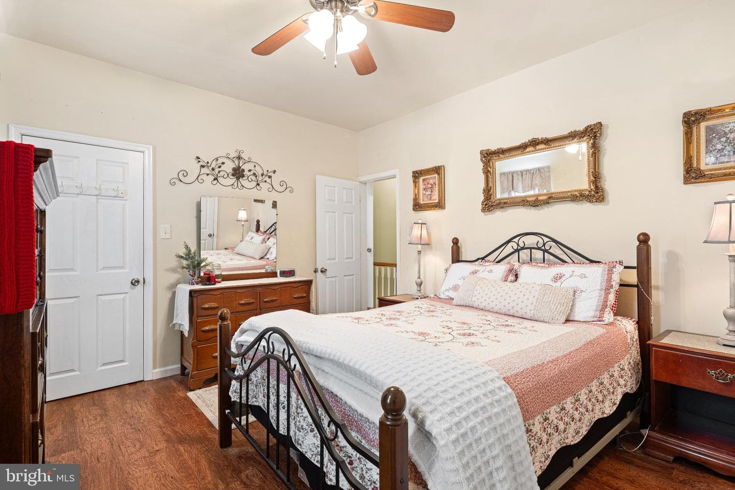 1352 Marlborough Street photo 25
