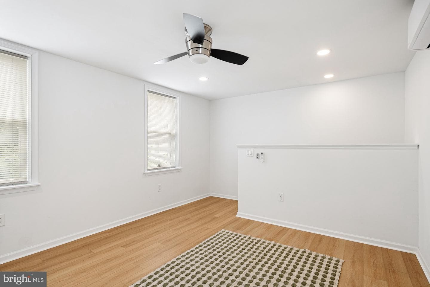 1352 Marlborough Street photo 27