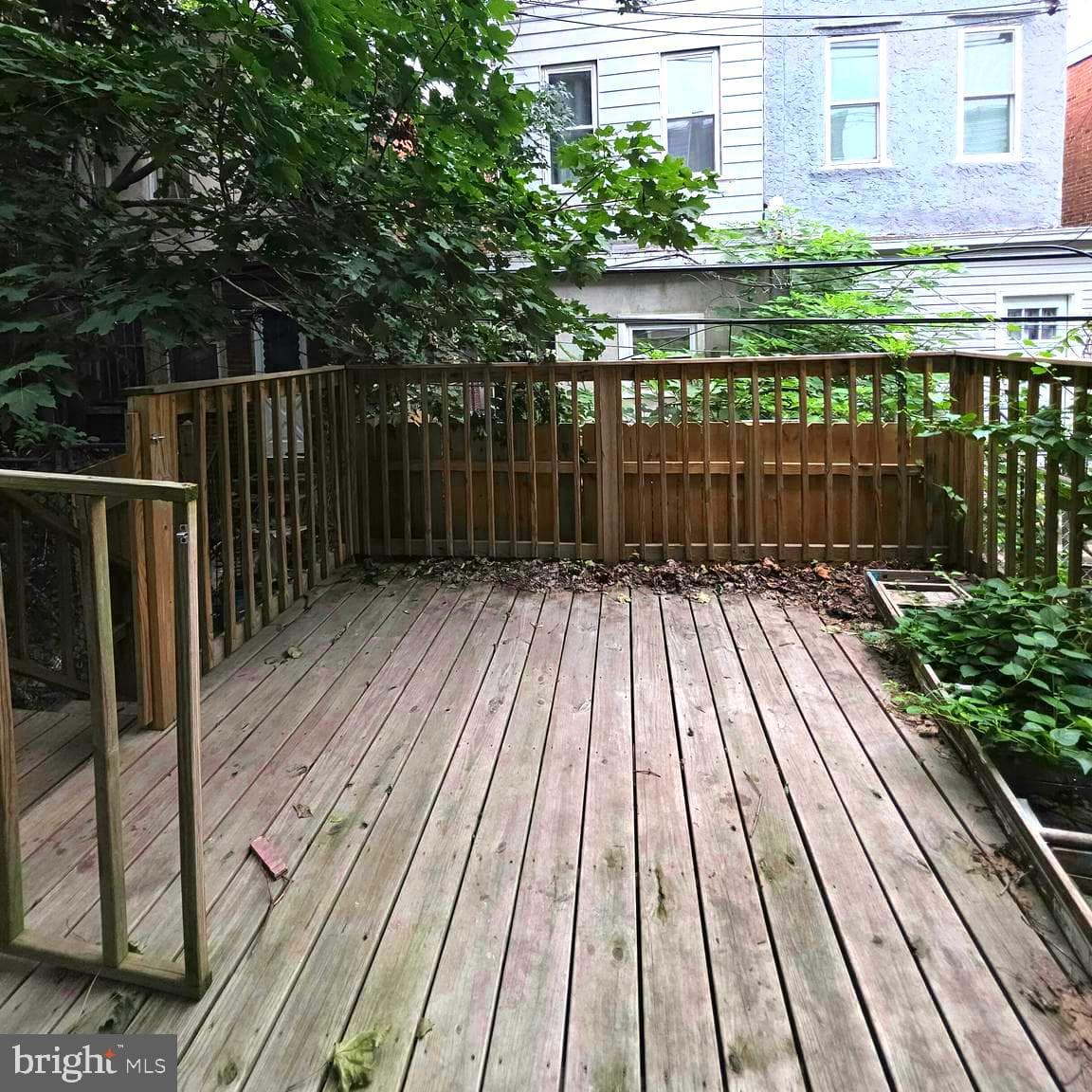 5515 Catharine Street photo 18