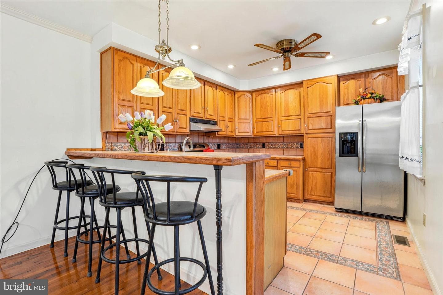 523-525 Mifflin Street photo 11