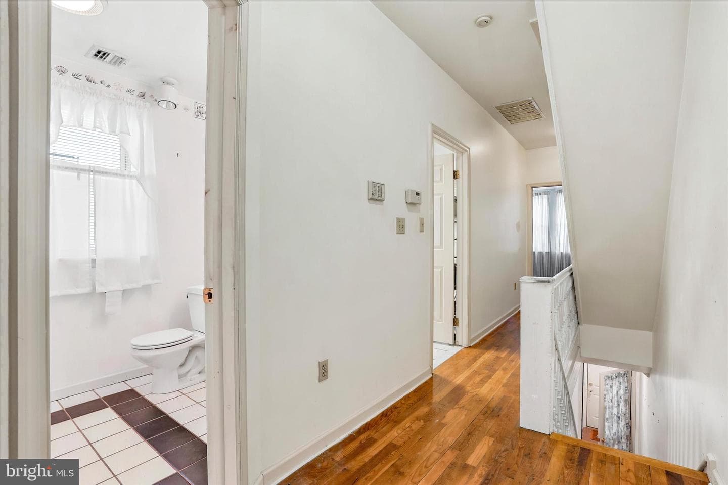 523-525 Mifflin Street photo 30