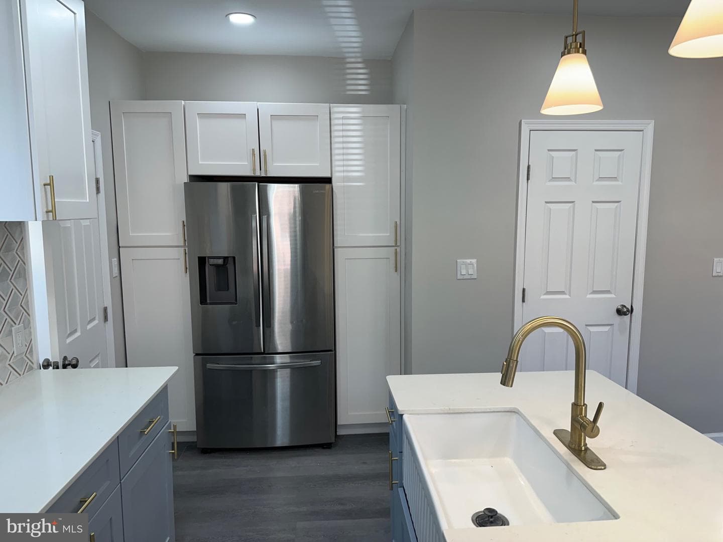 5400 Larchwood Avenue photo 12
