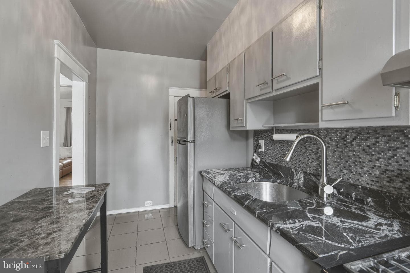 1653 W Mentor Street photo 13