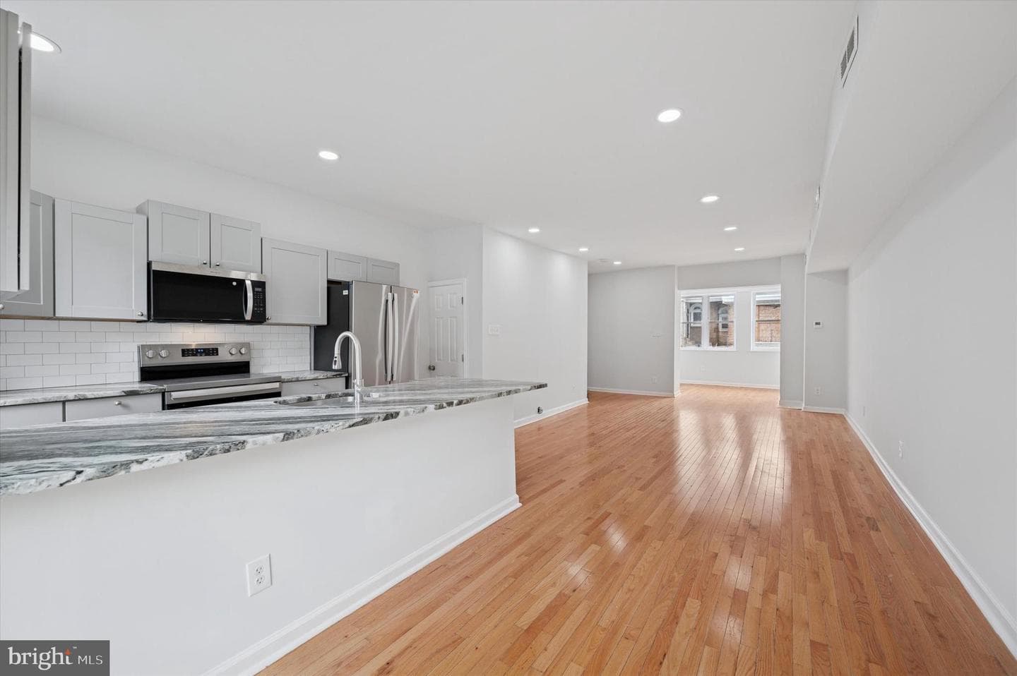5921 Belmar Terrace photo 15