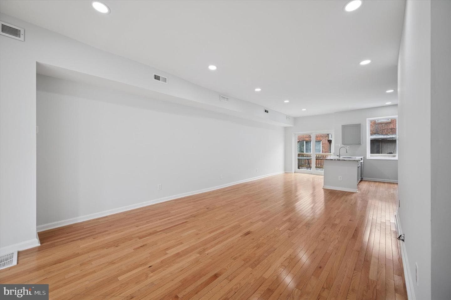 5921 Belmar Terrace photo 7