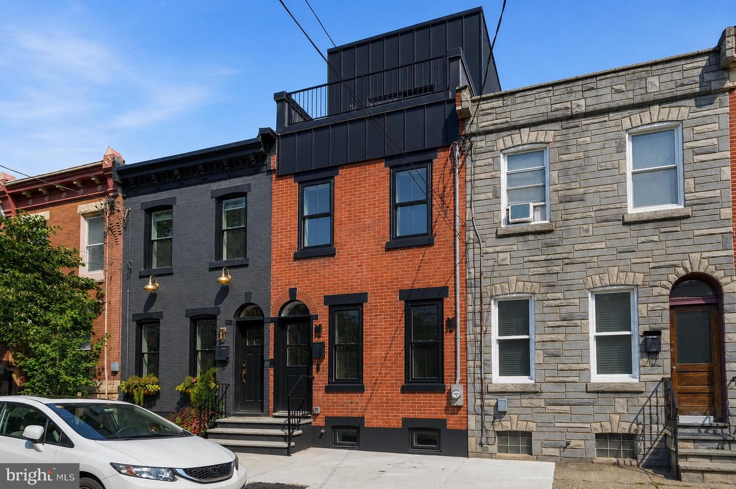 2216 Tulip Street photo 3