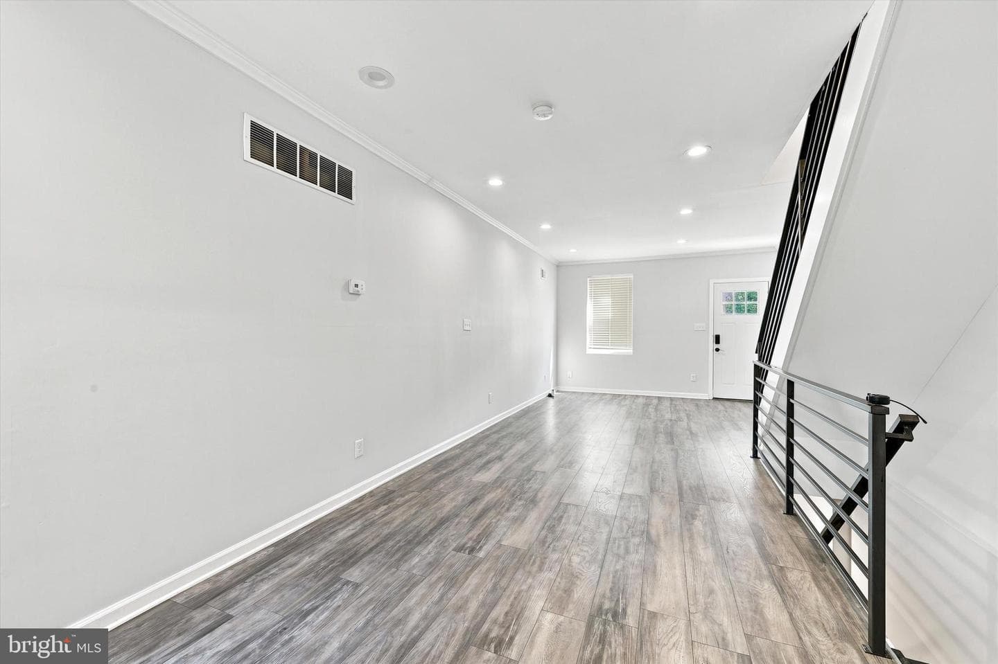 5360 Morris Street photo 5