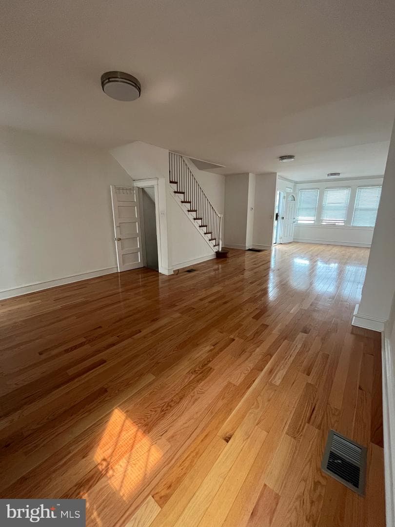 5229 Tabor Road photo 4