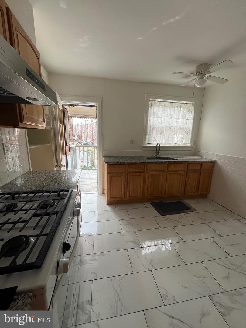 5229 Tabor Road photo 7