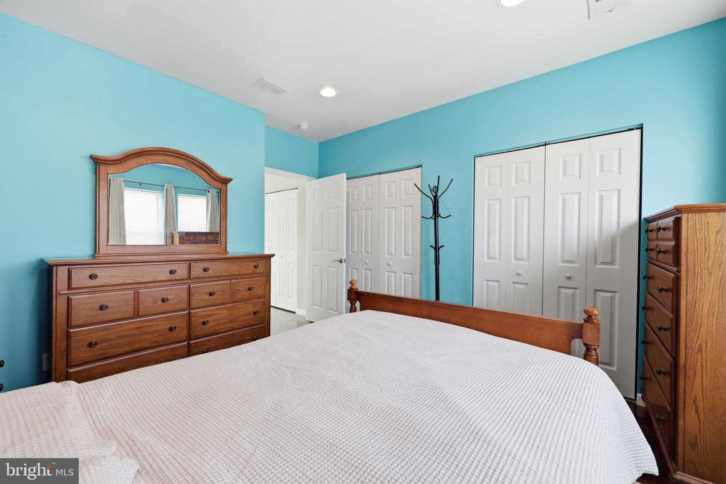 2505 S Philip Street photo 26