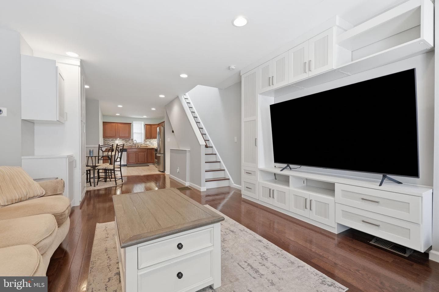 2505 S Philip Street photo 6