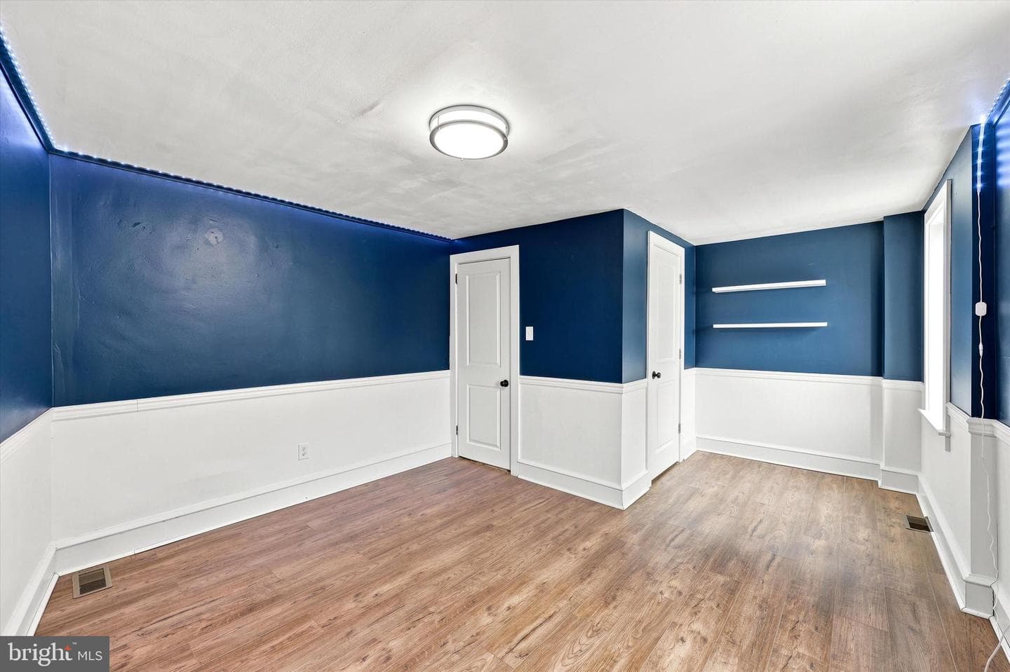 305 Carson Street photo 12