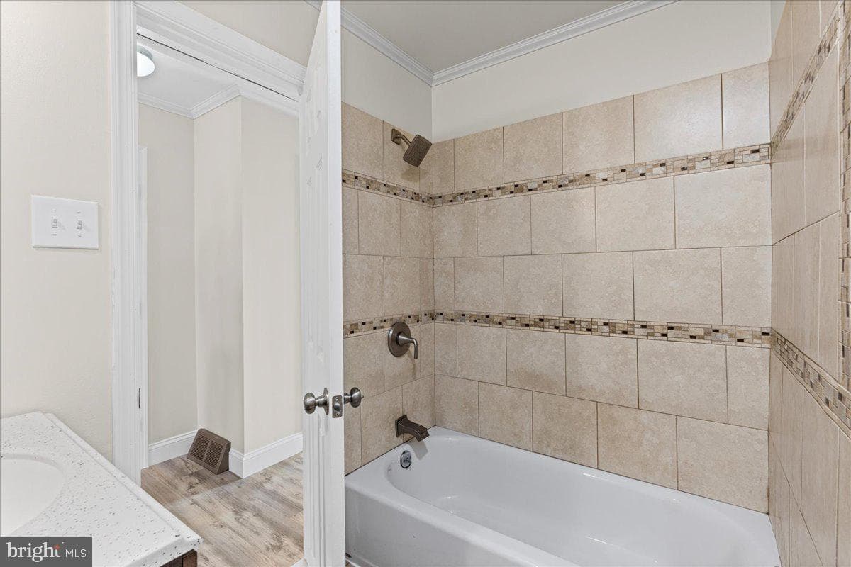 2717 Plover Street photo 11