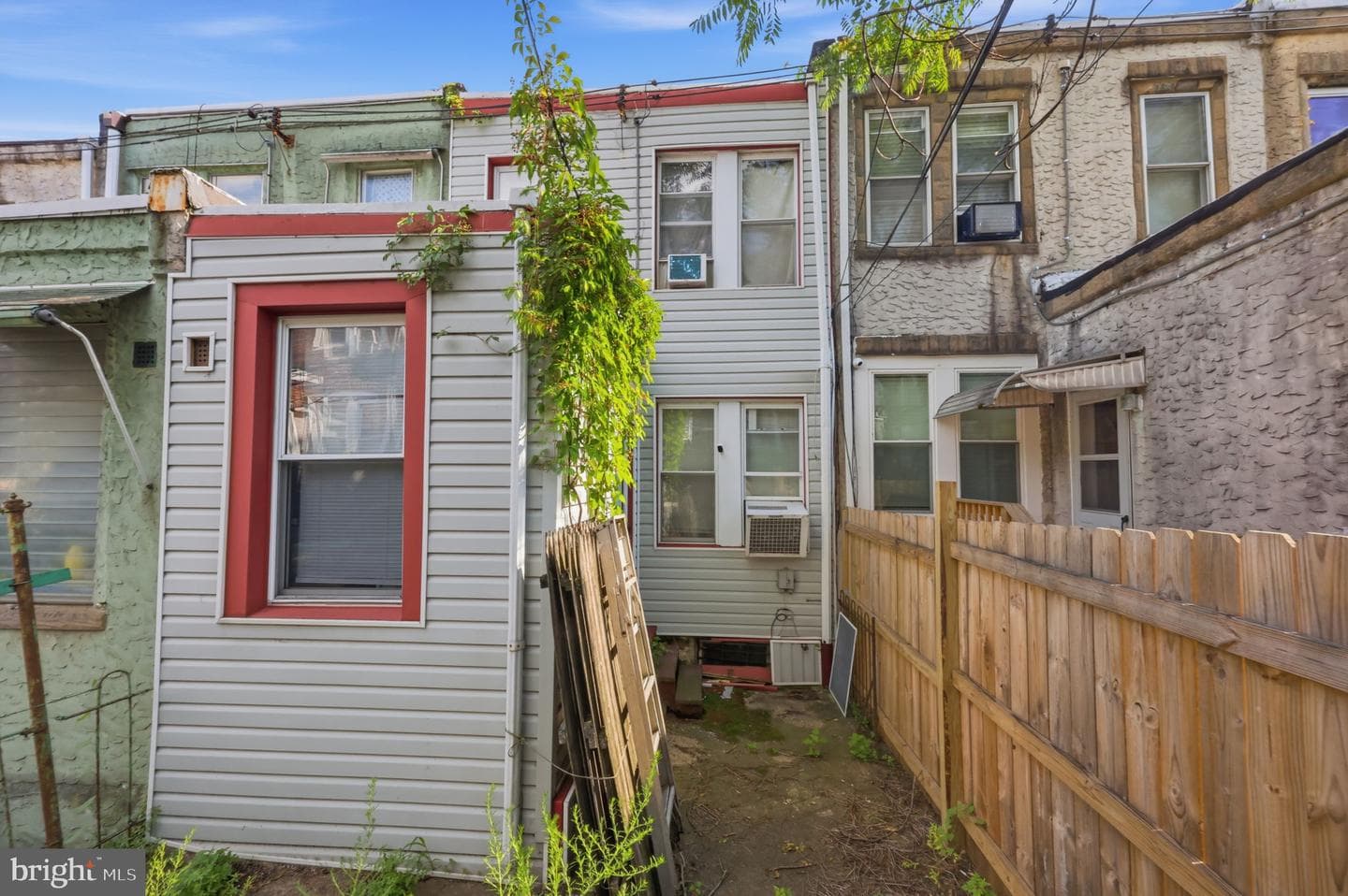 175 W Luray Street photo 20